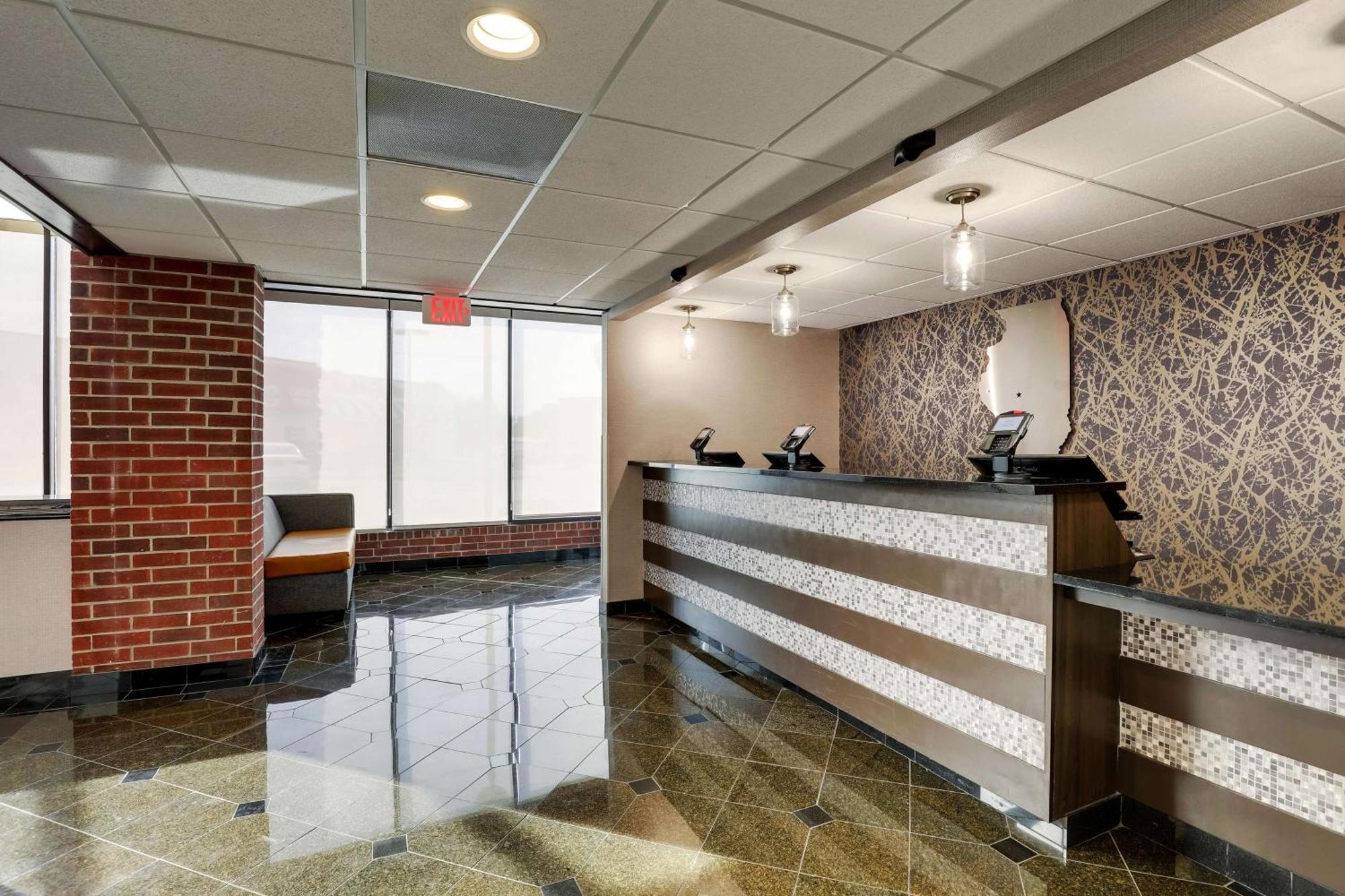Drury Inn & Suites Springfield Exterior photo